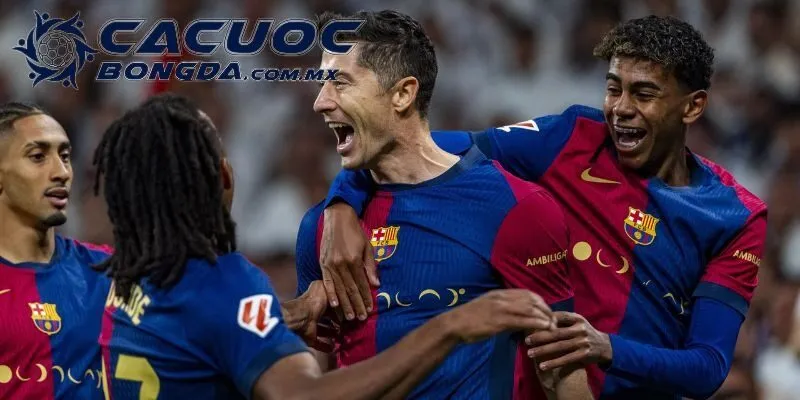 Nên chọn cửa trên khi họ thể hiện sức mạnh vượt trội hơn